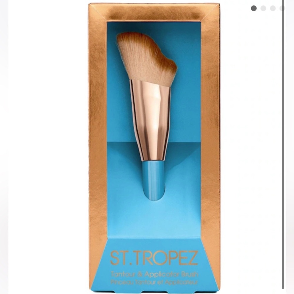 St. Tropez Gold Makeup Brush Essential